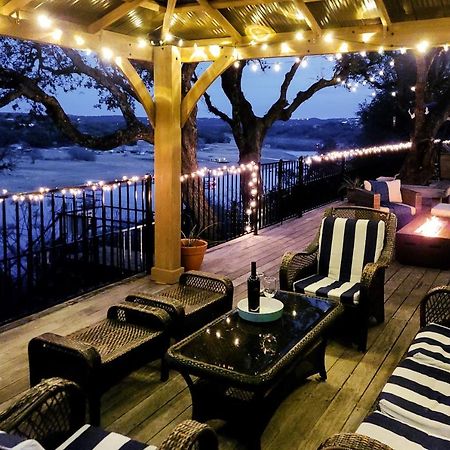 Cliff Side Oasis Villa Spicewood Exterior photo